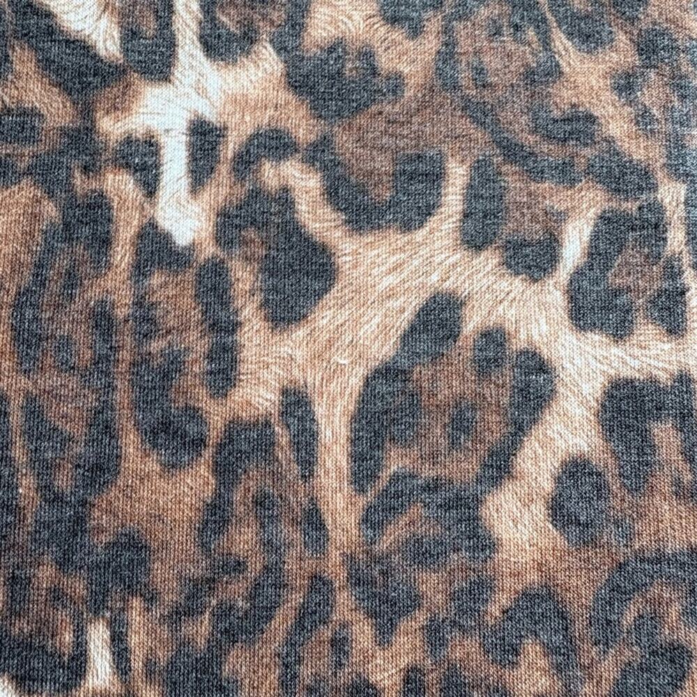 Dear Scarlett Oversized Leopard Print Women's Top View 5